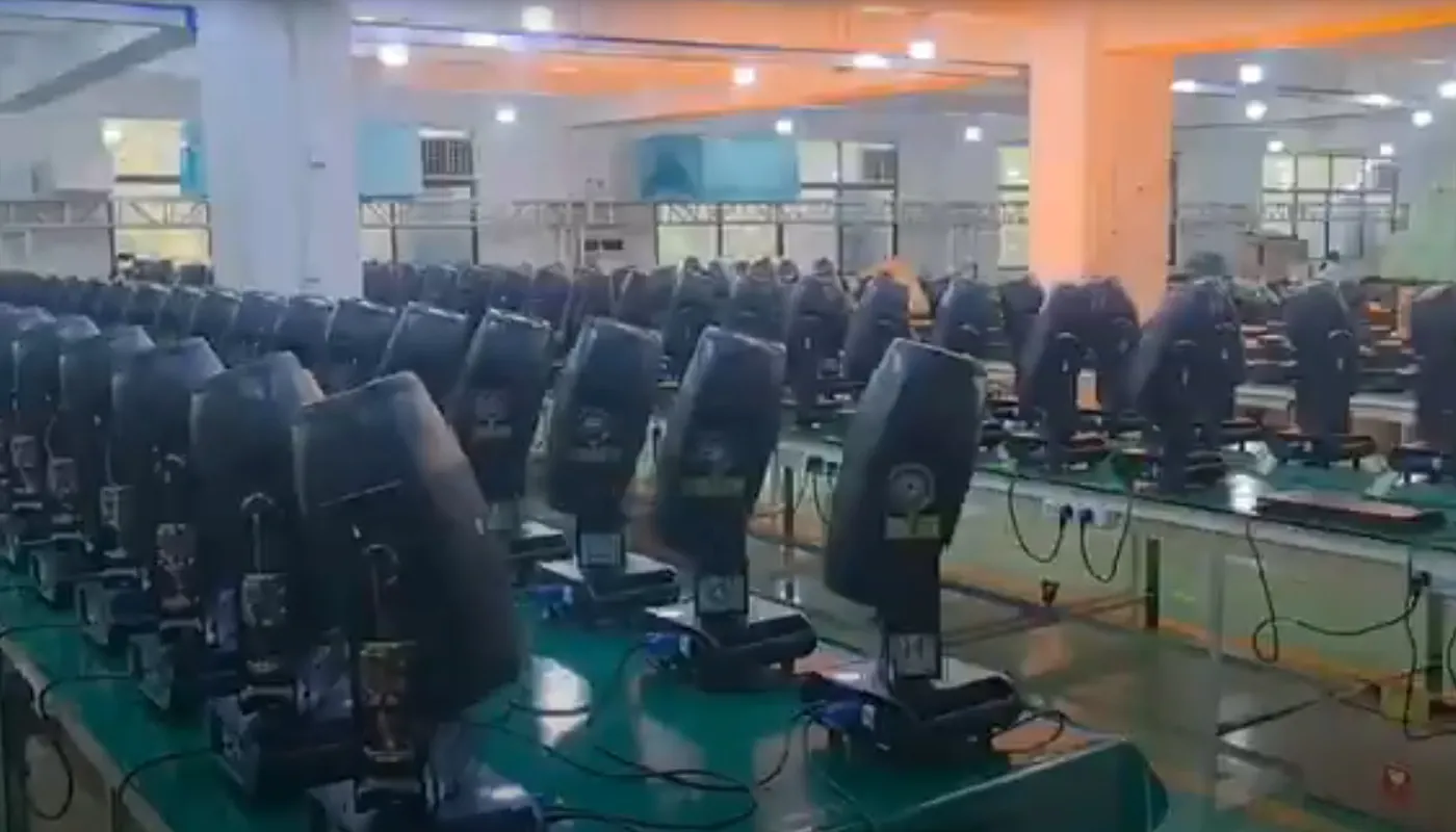 Video of 300W LED Double-Head Infinite Beam Light