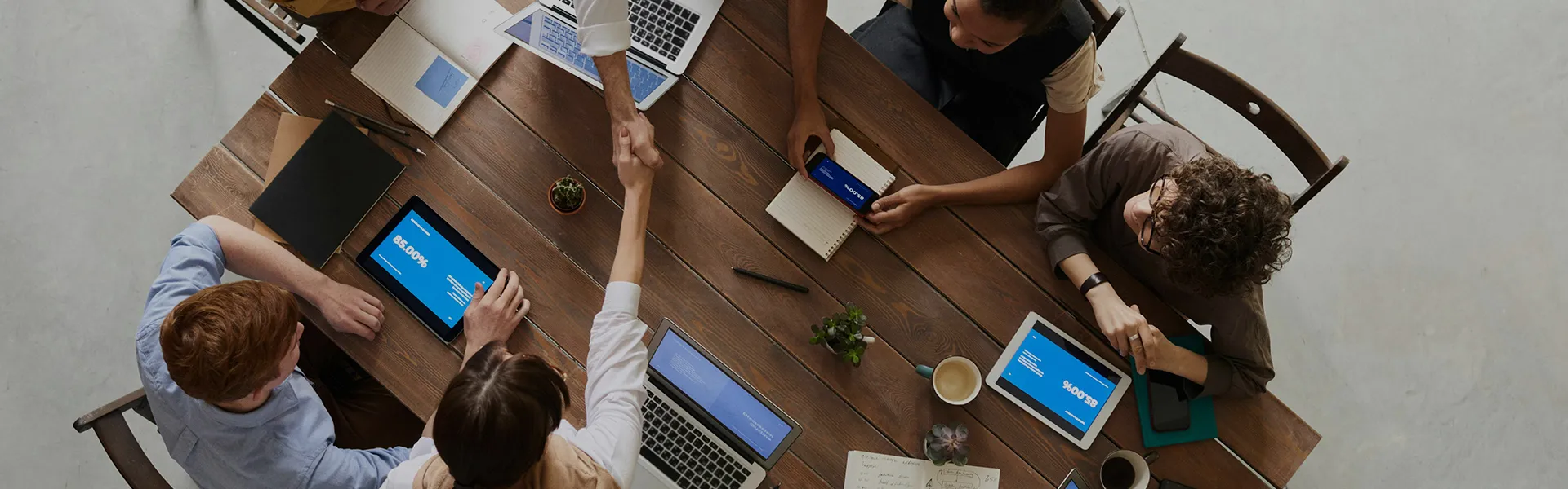 GKJ Stage Light Solution